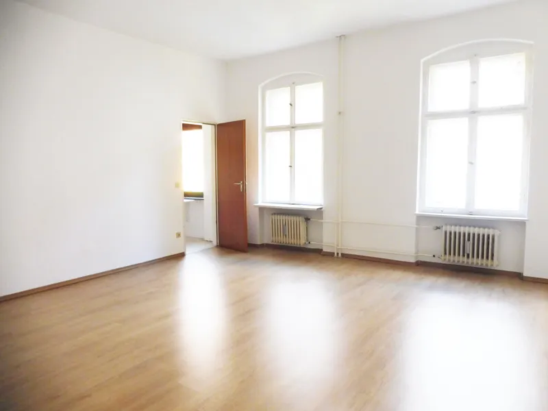 *Singles aufgepasst - ruhige und helle 1-Zimmerwohnung am Boulevard Berlin** — photo 1